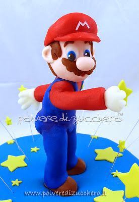 torta super mario bros fra le stelle