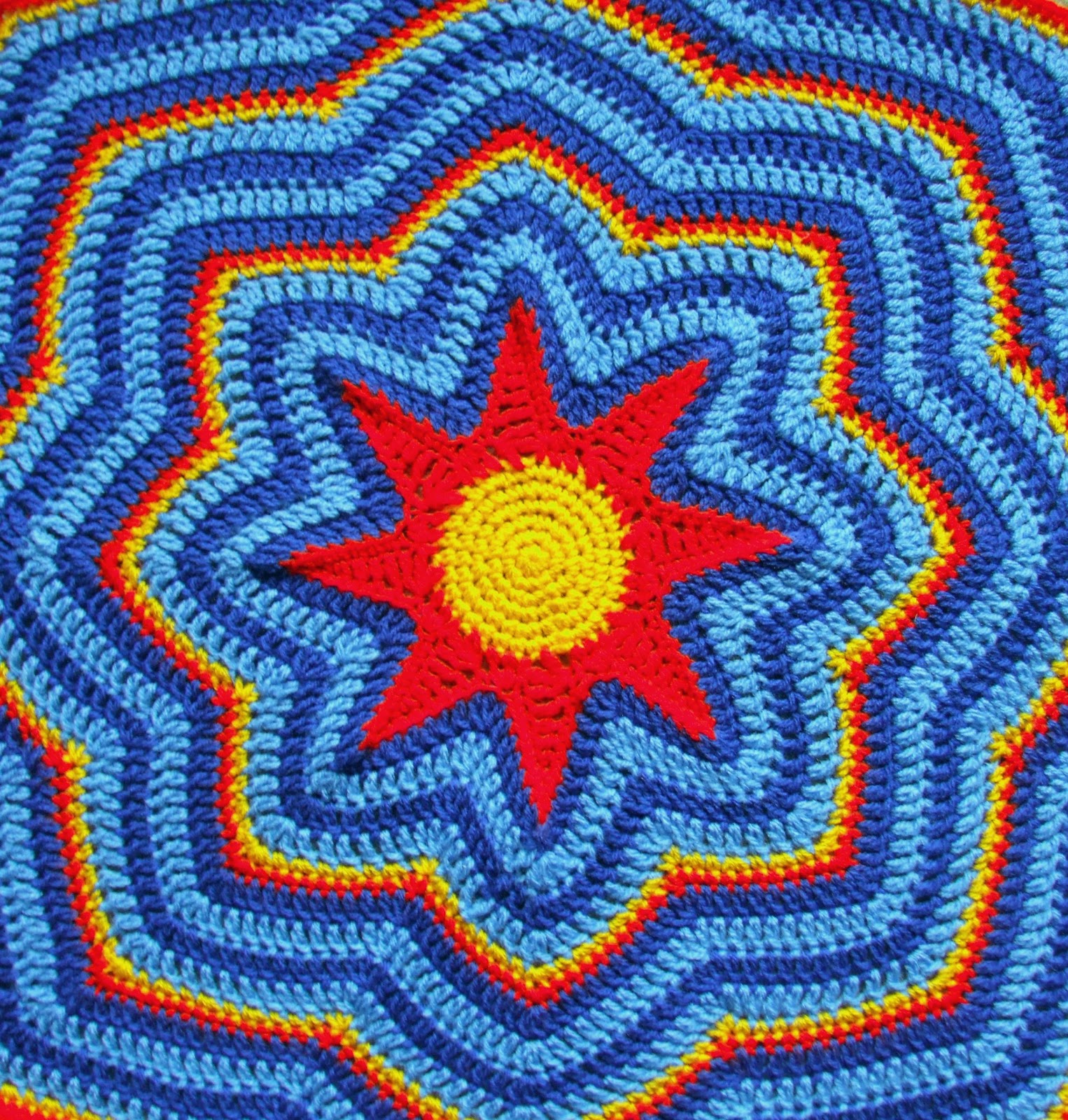 starburst-blanket-pattern-woolnhook-by-leonie-morgan