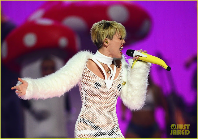 Miley Cyrus en el iHeartRadio Music