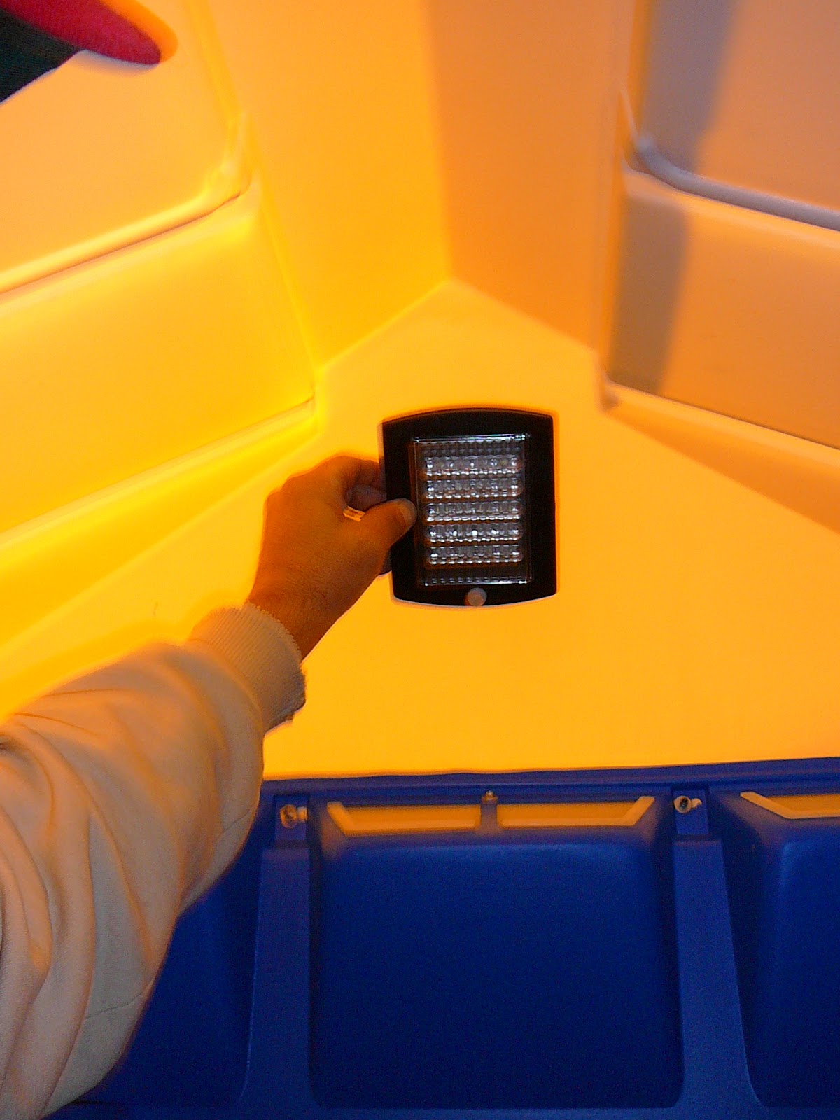 green energy initiatives llc: Motion Activated - Solar Powered Lights