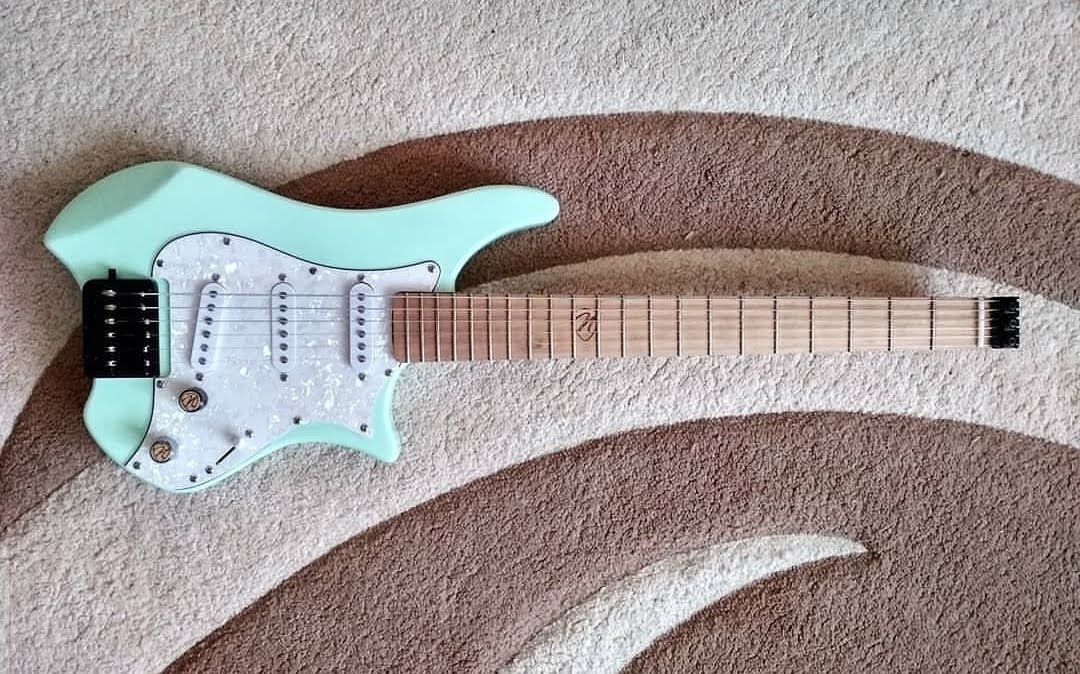 Headless Guitars