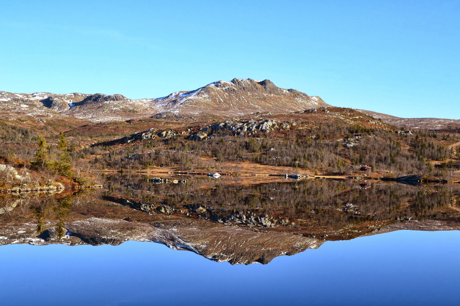 Tur til Høgevarde 1459 m.o.h 12.10.13
