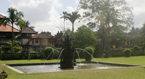 Taman Ayun Royal Temple , Pura Taman Ayun Temple Bell Tower 