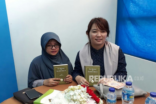 MasyaAllah, 4 Orang ini Seketika Masuk Islam Saat Mengikuti Dakwah Dr. Zakir Naik MasyaAllah, 4 Orang ini Seketika Masuk Islam Saat Mengikuti Dakwah Dr. Zakir Naik