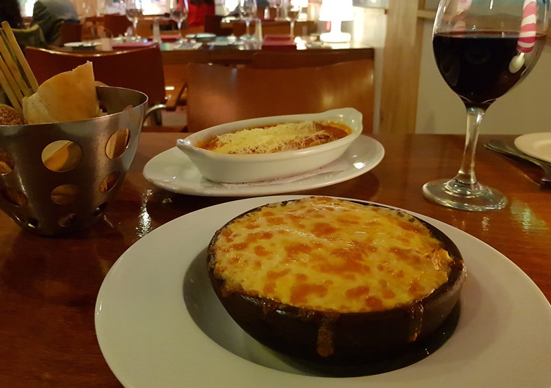 Onde comer em Santiago, pratos típicos e dicas dos melhores restaurantes. Nolita Restaurante Italiano, Santiago