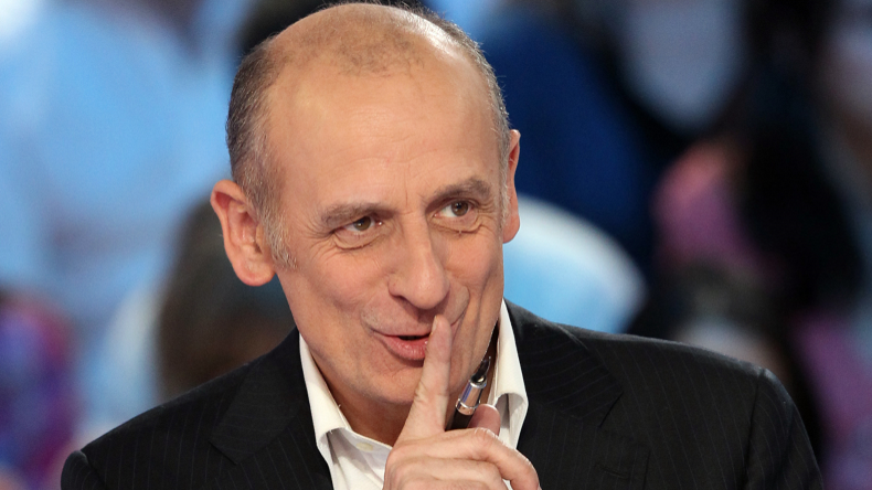 Fawkes News L Arroseur Arrose Apathie Voit Une Organisation