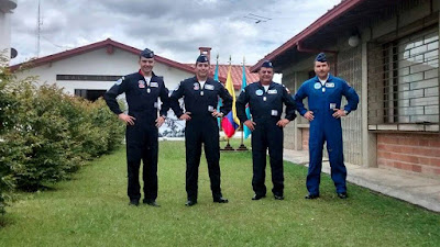 Una avanzada de la Escuadrilla Halcones de Chile visitó el Aeropuerto José María Cordova y el CACOM 5 como parte de sus preparativos para las demostraciones aéreas que realizarán en el marco de F-AIR Colombia 2015.