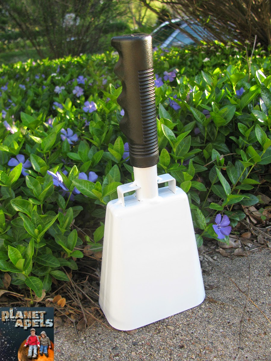 An Apel a Day CowBell for cheering at sporting Events Review