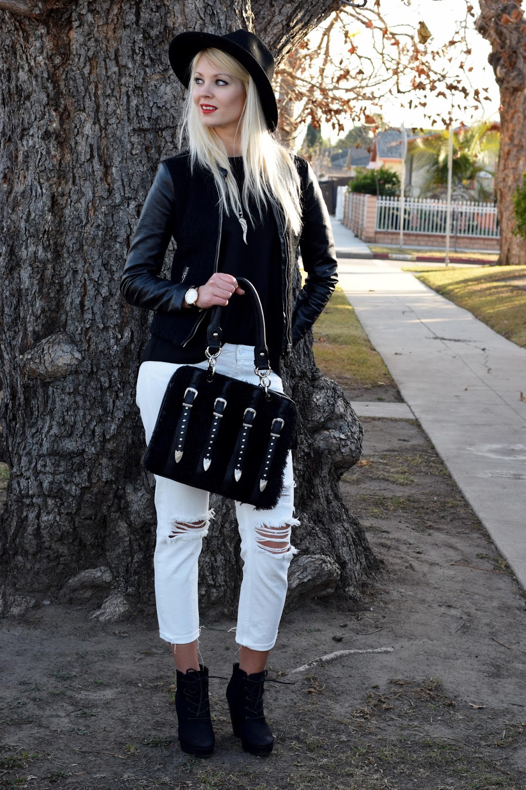 nicole lee, nicole lee purse, purse, fluffy purse, black and white, bw look, new year