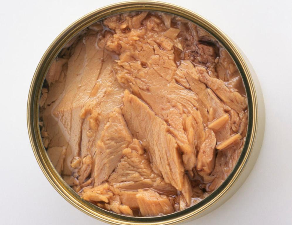 Canned Tuna Fish Flakes Light and White Differences Tuna Canned