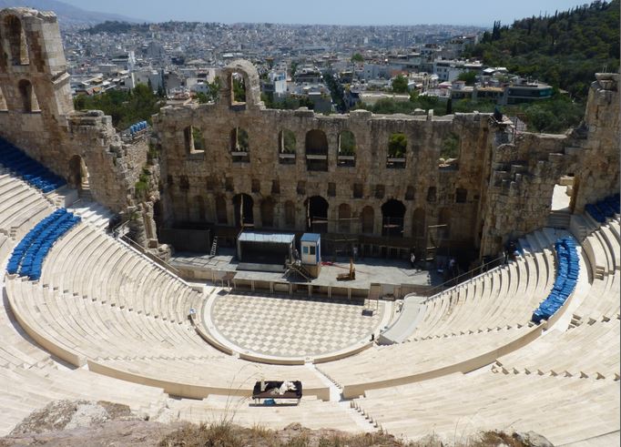 Acrópolis de Atenas, Odeón de Herodes Ático.