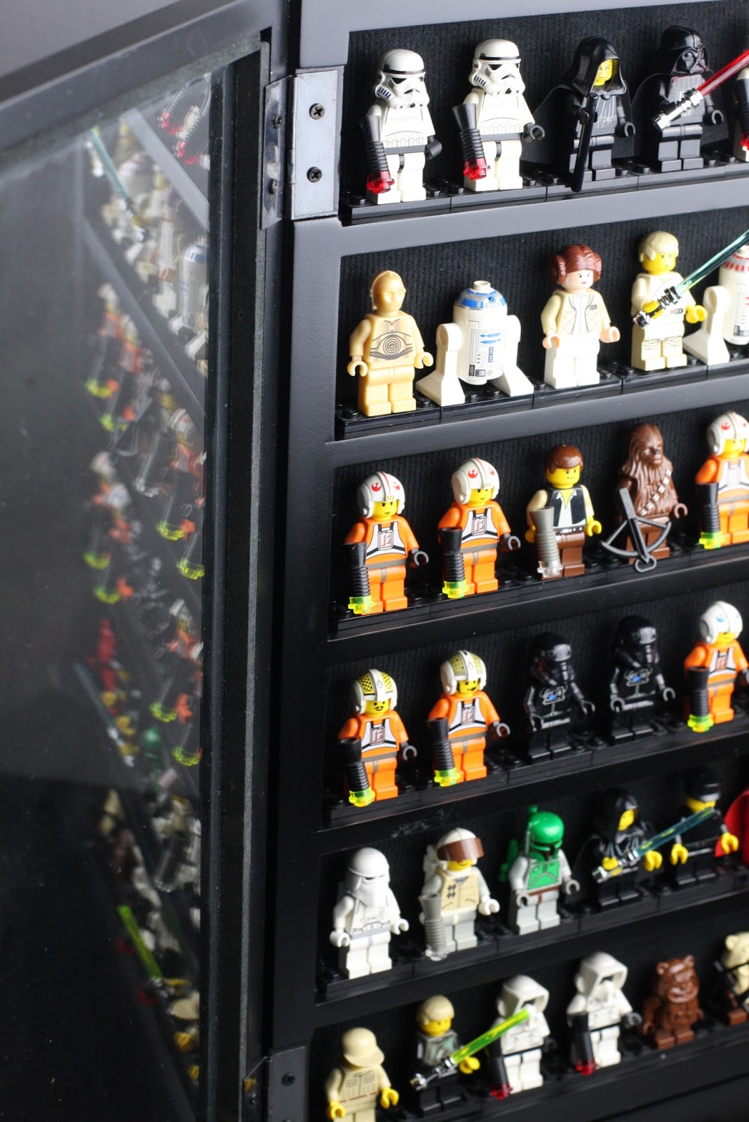GEEK DIY BAM! STAR WARS LEGO MINIFIGURES WALL FRAME DISPLAY DIY TUTORIAL