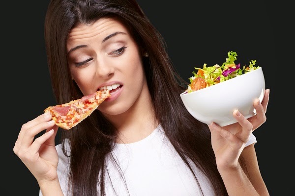  عادات سيئة تزيد من نسبة الدهون في الجسم