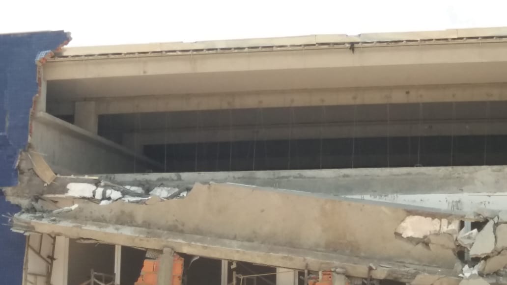 Laje desaba e deixa dois feridos na construção da Faculdade de Medicina em Jacobina