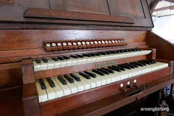 orgel gereja sion jakarta
