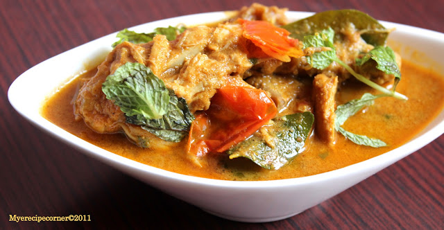 Mye's Kitchen: Madurai Chicken Salna/ Chalna- Fail-safe Recipe