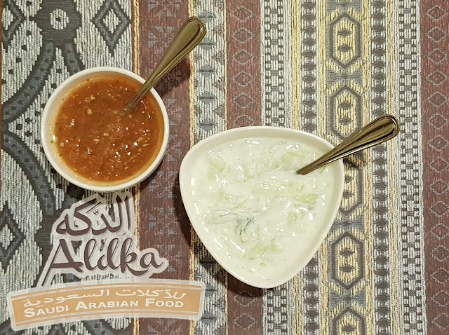 food blogger dubai saudi arabic salad