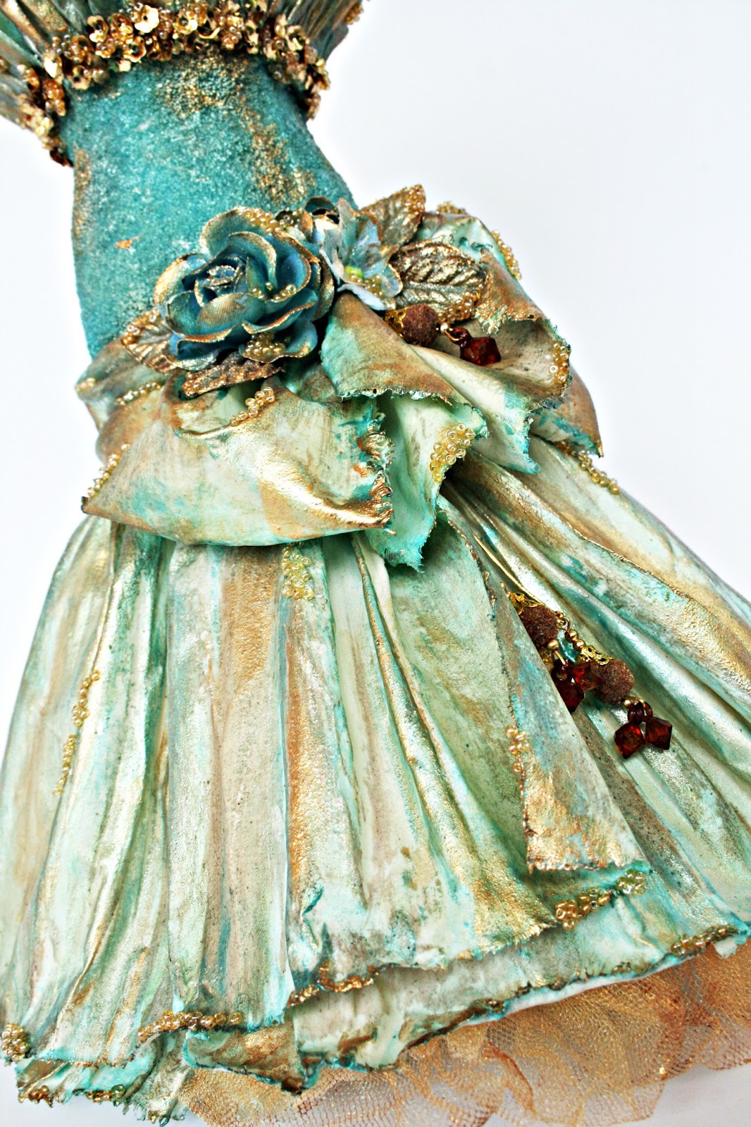 Just the Scrap Sculpture Medium from Prima Marketing