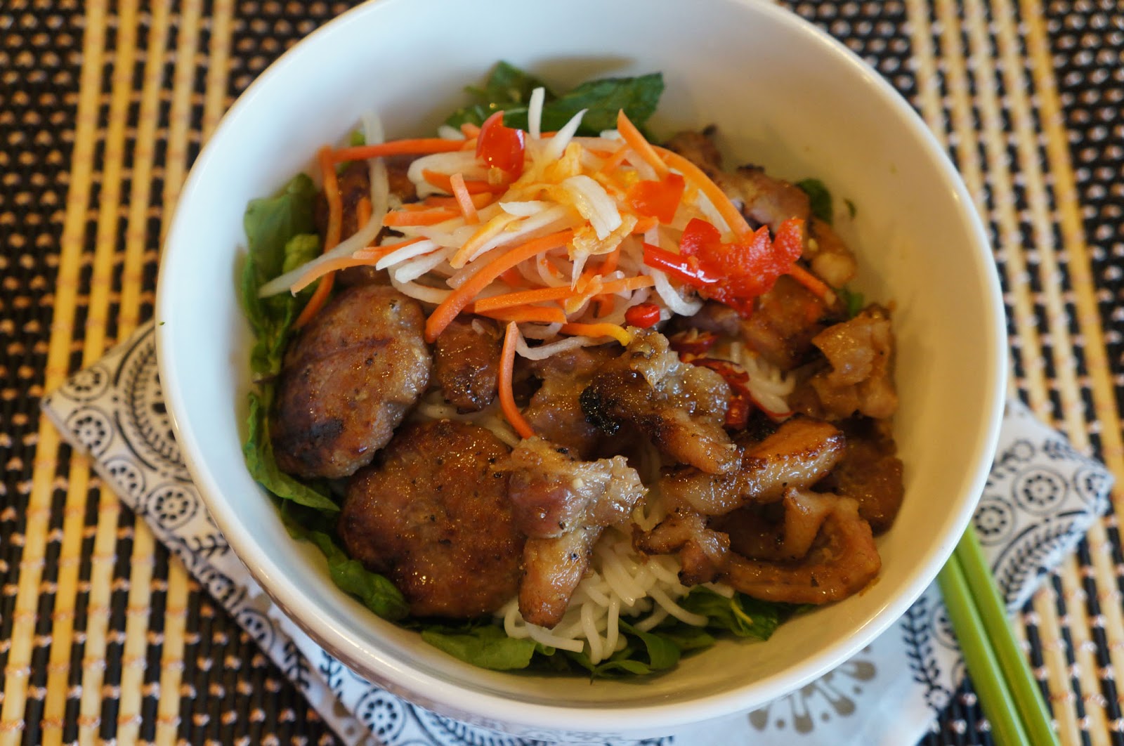 Gourmet by Kat: Vietnamese vermicelli with Barbecued Pork (Bun cha thit ...