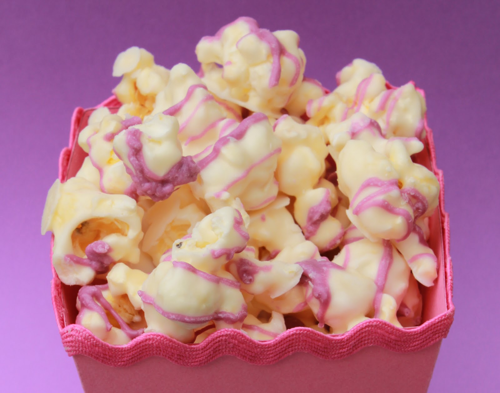 how to make chocolate covered popcorn at home