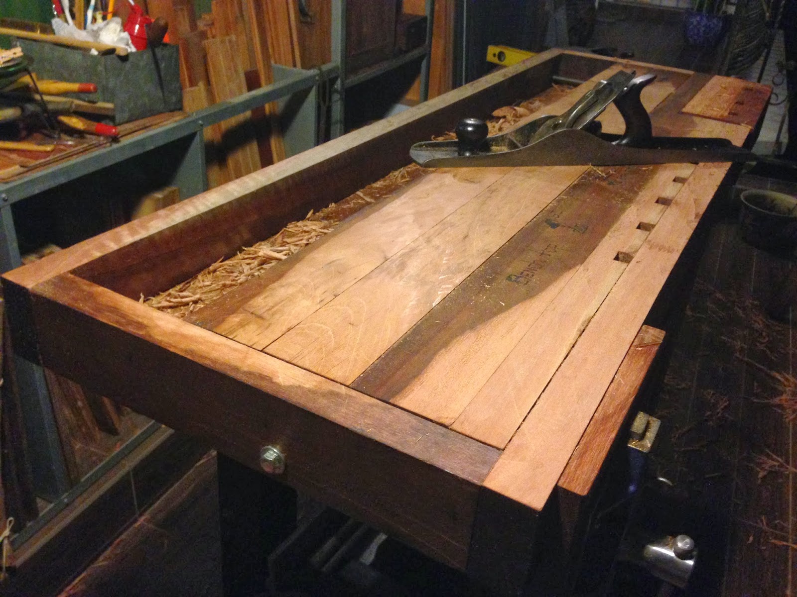 Making a Woodworking Bench - Making the bench top.