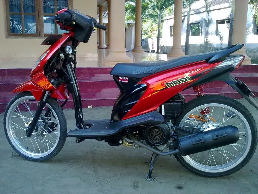 Download Modif Honda Beat Hitam Pelek 17 Terkeren Botol Modifikasi