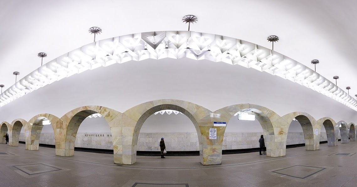 Станция метро кузнецкий мост в москве