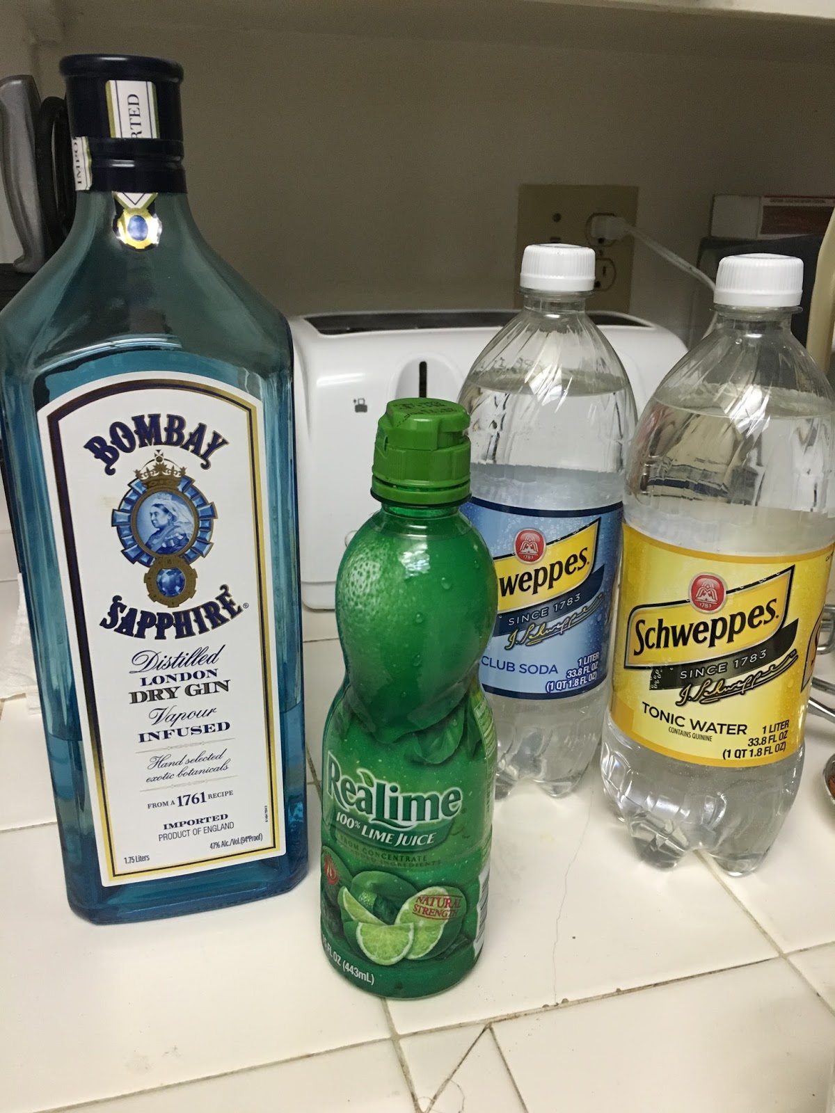 California Dreamin' Cocktail Wednesday Lime Gin Fizz and Gin Hound