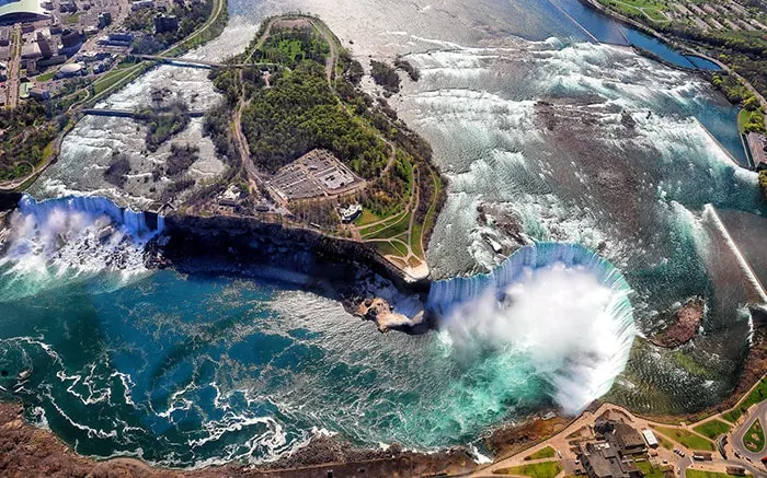 Достопримечательности Канады и Ниагарский водопад