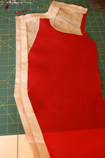 Gertie's New Blog for Better Sewing: Cool Tailoring Trick: Carrier Strips