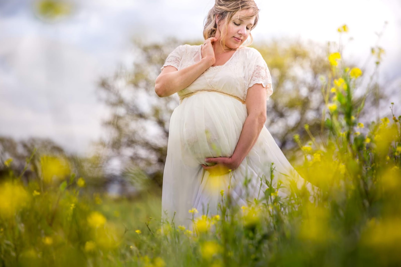 spring maternity pictures