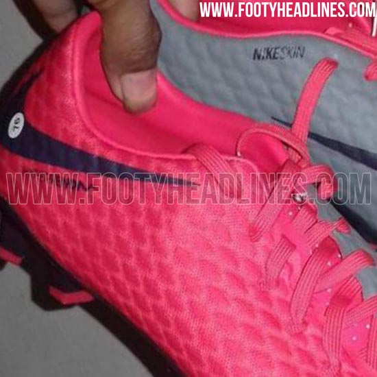 nike hypervenom phantom ag pink