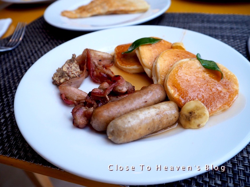 Breakfast buffet @ Renaissance Phuket Resort & Spa