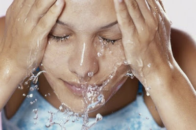 Image result for cuci muka dengan air