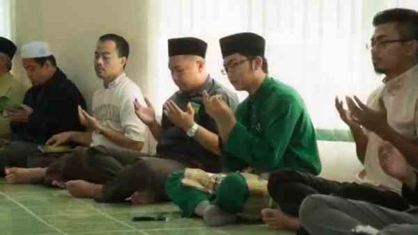 Suro' Baca - Tradisi Menyambut Bulan Ramadhan