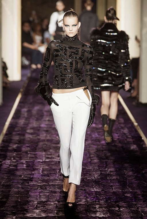 Runway Atelier Versace Fall-Winter 2014-2015 Haute Couture Collection ...