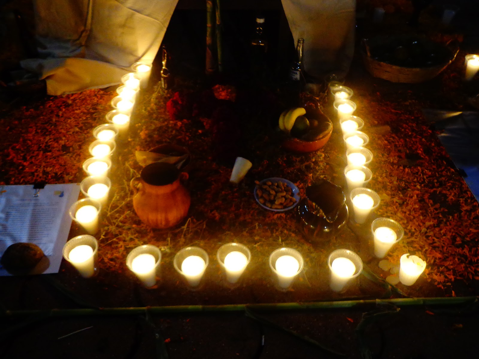 Atoctlicultural: Ofrenda de día de muertos intercultural