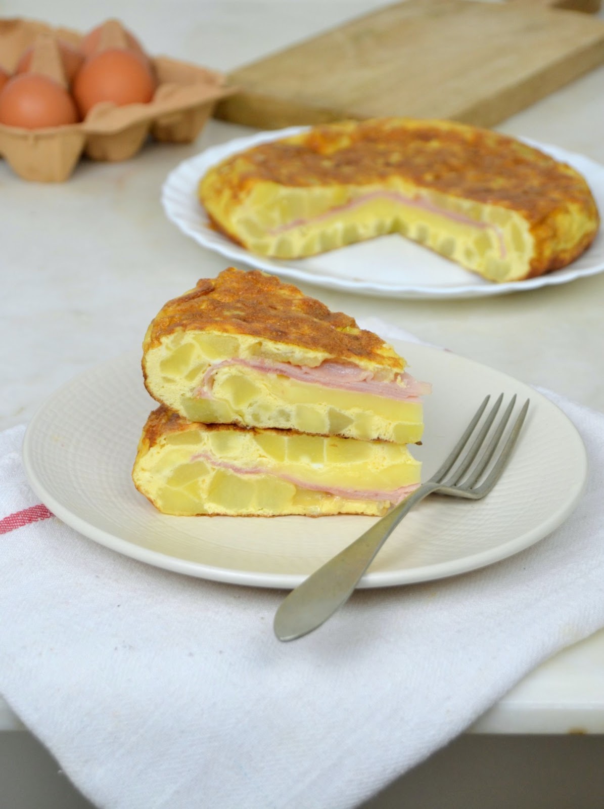 Tortilla de patatas rellena de jamón y queso Cuuking! Recetas de cocina
