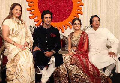 Ramola-bachchan,-kunal-kapoor,-naina-bachchan-and-ajitbah-bachchan