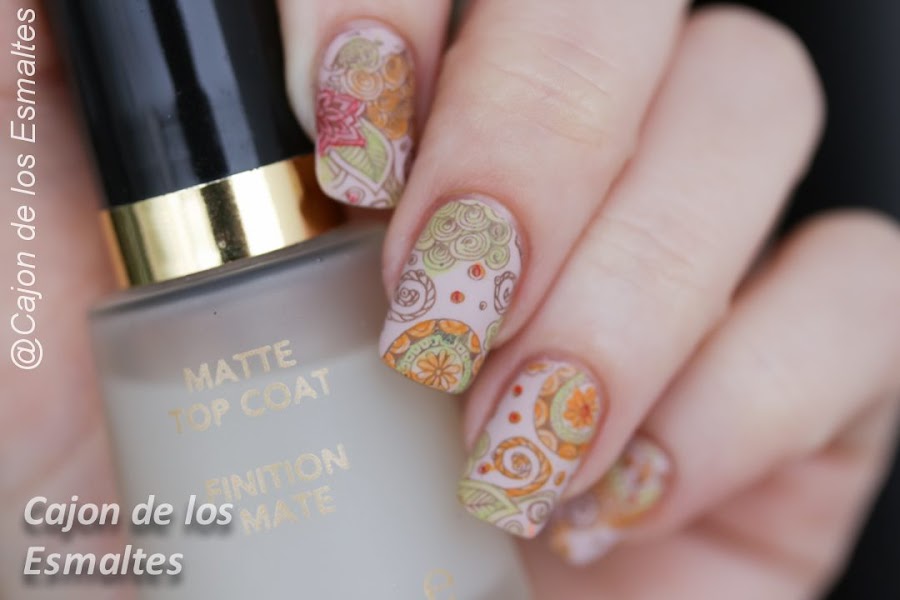 Estampado floral o paisley