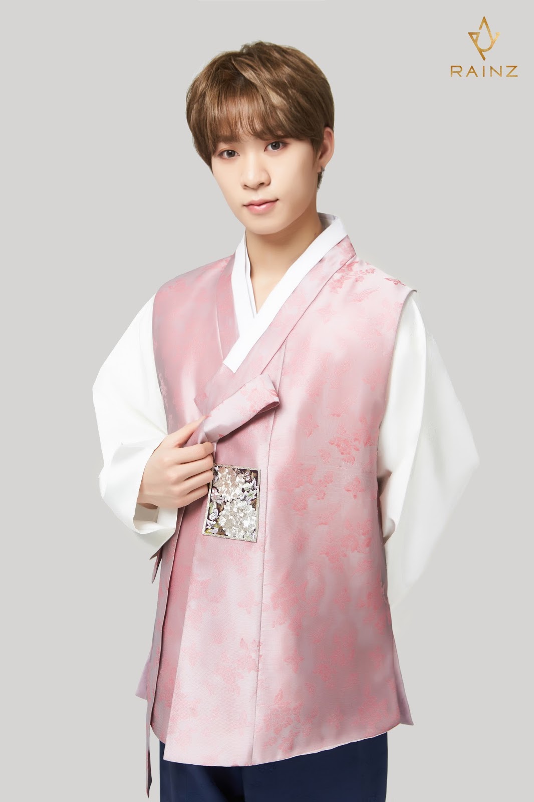 남돌의 흔한 한복사진.jpg | 인스티즈