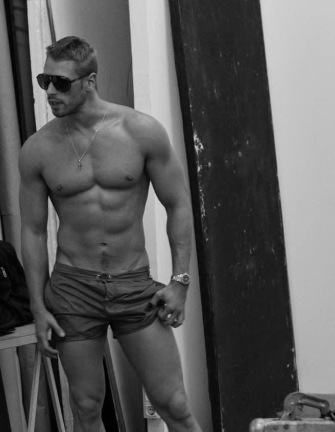 Daily Bodybuilding Motivation Fitness Model Cristian Alonso