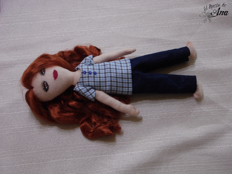 Muñecos de tela: Ropa de Scarlet