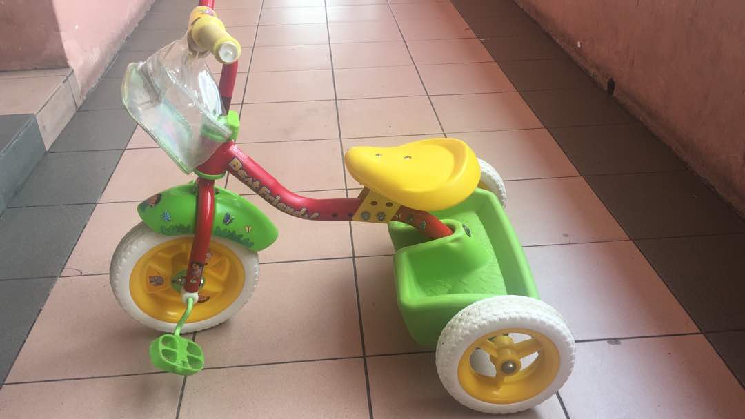 dora the explorer tricycle