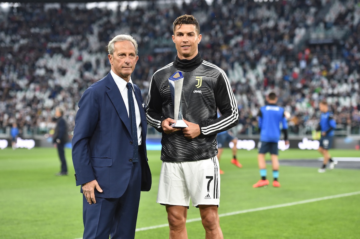 rytme overskud bus Cristiano Ronaldo Does Not Use It: Best Serie A 18-19 Players Allowed To  Wear Special Badge In 2019-20 Season - Footy Headlines