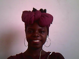 Coiffure 8 : Afro avec attaché foulard "Butterfly"