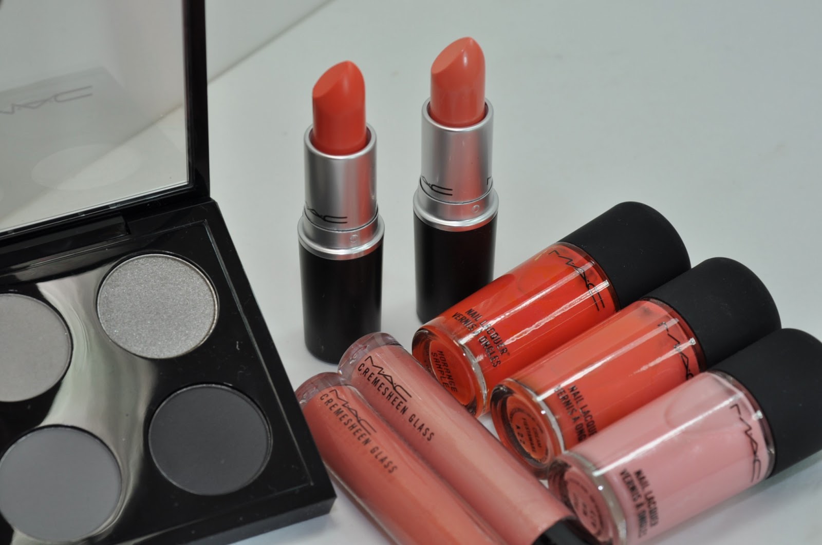 2 Chanel Rouge Coco Flash Sample Set Red Cosmetic  Maybelline eye  studio, Makeup storage bag, Cosmetics gift