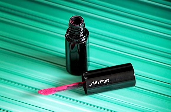 shiseido-laque-de-rouge-rose-RS-404-test