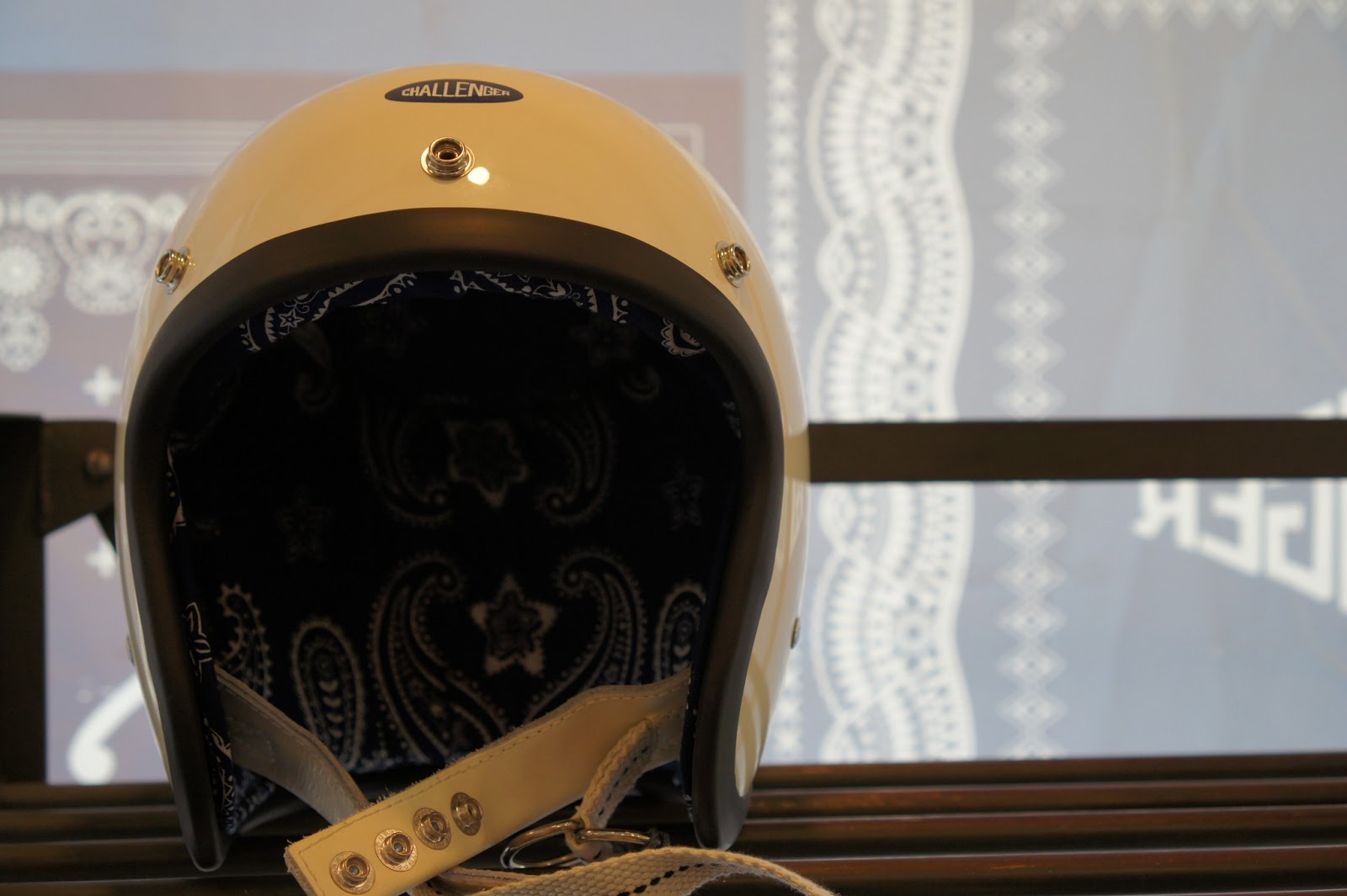 OCEANBEETLE BLOG BEETLE HELMET X CHALLENGER