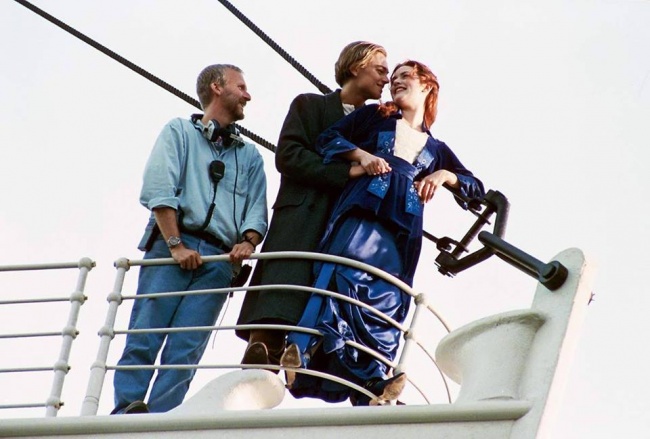 10 Foto Behind The Scene “Titanic” Ini Bikin Kamu Senyam-Senyum Sendiri